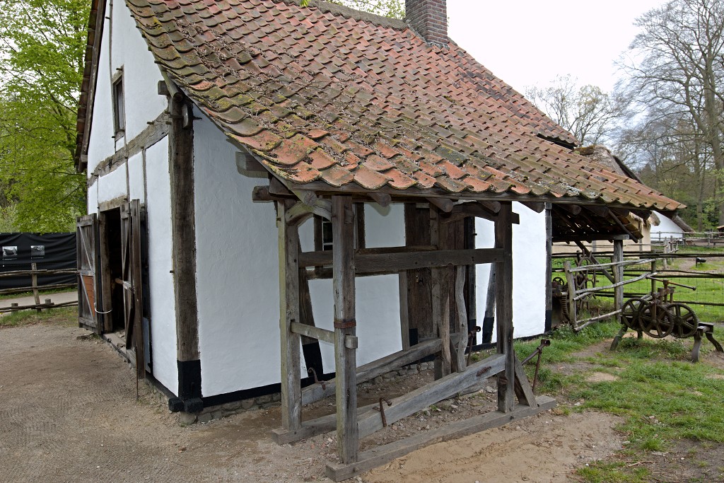 Openluchtmuseum Bokrijk museum belgie hoeve boerderij geit station molen kasteel kerk smidse